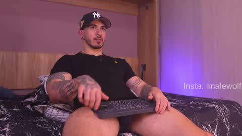 Alejo online show from March 15, 2026, 10:21 am