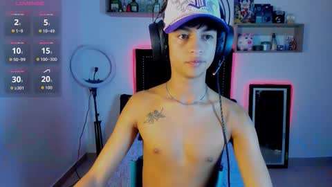 Snapshot of alejoo_storms chatting on November 15, 2025, 7:49 am alejo online show from November 15, 2025, 7:49 am