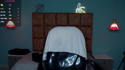 Snapshot of alejootwink chatting on December 4, 2024, 12:08 am ALejoo Saenz online show from December 4, 2024, 12:08 am