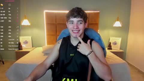 Snapshot of alejootwink chatting on September 29, 2025, 7:51 pm ALejoo Saenz online show from September 29, 2025, 7:51 pm