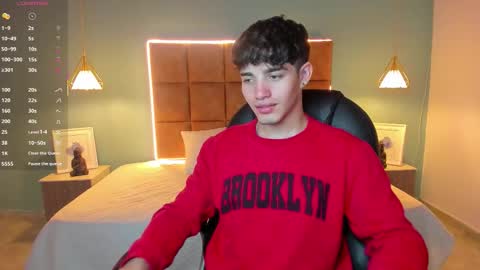 Snapshot of alejootwink chatting on October 21, 2025, 3:07 am ALejoo Saenz online show from October 21, 2025, 3:07 am