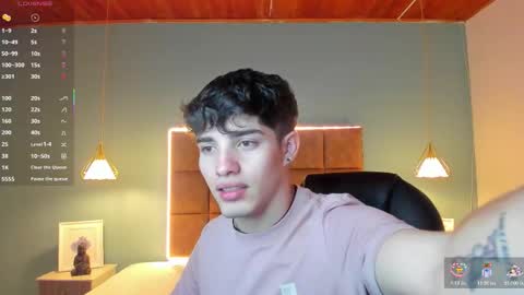 Snapshot of alejootwink chatting on October 24, 2025, 12:52 am ALejoo Saenz online show from October 24, 2025, 12:52 am