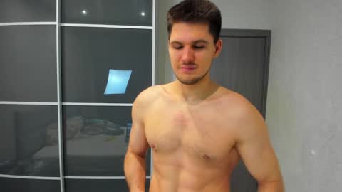 aleks_brown online show from February 5, 2025, 2:16 pm