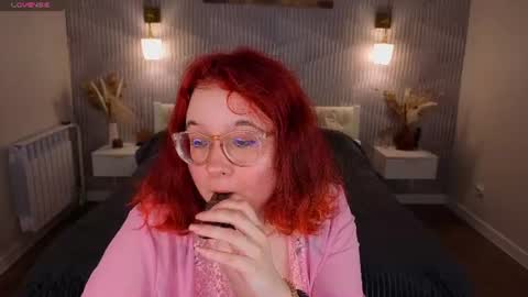 Snapshot of aleks_caste chatting on July 3, 2026, 6:03 pm Aleks online show from July 3, 2026, 6:03 pm