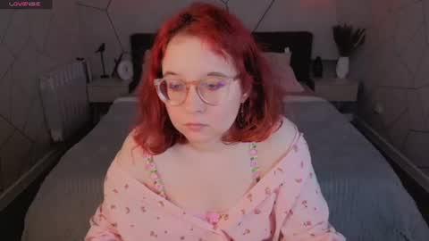 Snapshot of aleks_caste chatting on July 8, 2026, 5:28 pm Aleks online show from July 8, 2026, 5:28 pm