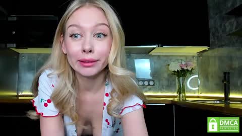Snapshot of aleksa_cutie chatting on January 12, 2025, 12:44 pm Next stream - 2 dec -  online show from January 12, 2025, 12:44 pm