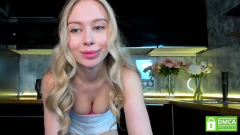 Snapshot of aleksa_cutie chatting on January 18, 2025, 10:39 am Next stream - 2 dec -  online show from January 18, 2025, 10:39 am