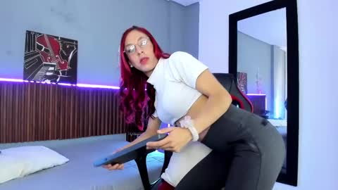 alektra_bryce online show from February 23, 2025, 8:00 pm