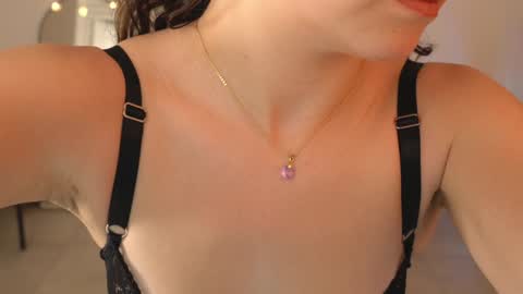 Ale online show from December 3, 2024, 11:24 pm