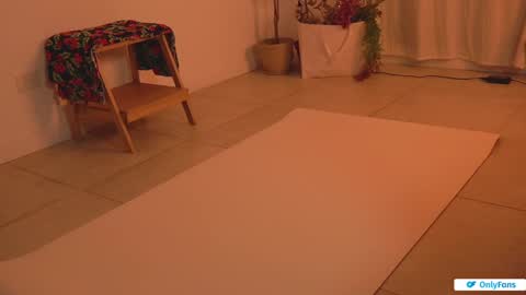 Ale online show from January 9, 2025, 2:33 am