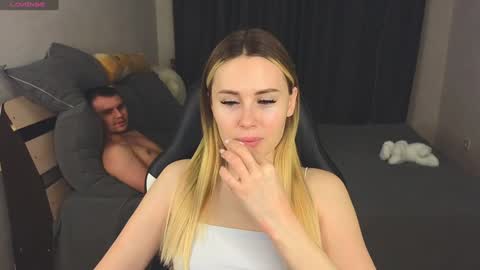 Alena online show from February 3, 2025, 2:24 pm