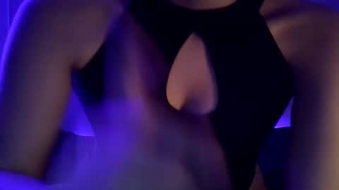 Snapshot of aleniia19 chatting on October 23, 2025, 7:45 pm Aleniia19 online show from October 23, 2025, 7:45 pm