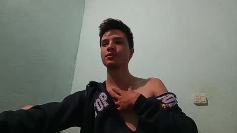 Alejandro online show from January 27, 2025, 1:48 am