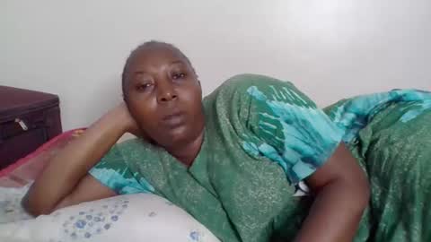 Noreen Kennth and Emilly online show from November 30, 2025, 4:00 pm