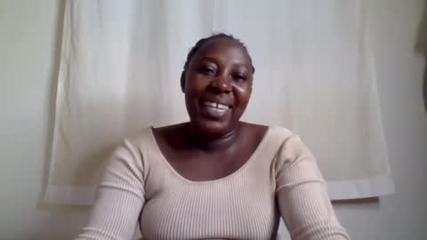 Snapshot of alesha_ chatting on July 4, 2026, 6:25 pm Noreen Kennth and Emilly online show from July 4, 2026, 6:25 pm