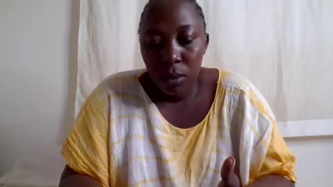 Snapshot of alesha_ chatting on July 15, 2026, 5:23 am Noreen Kennth and Emilly online show from July 15, 2026, 5:23 am
