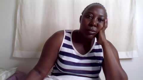 Snapshot of alesha_ chatting on July 20, 2026, 5:44 am Noreen Kennth and Emilly online show from July 20, 2026, 5:44 am