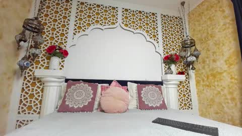 alesha_arabian_ online show from November 27, 2025, 5:20 am