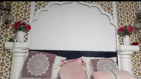 alesha_arabian_ online show from February 2, 2026, 5:17 am