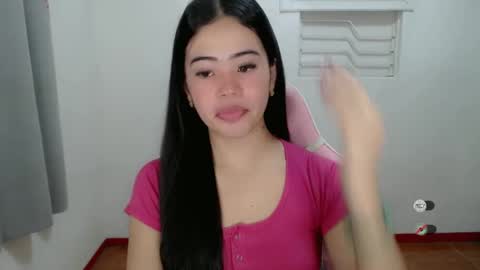 Snapshot of alesha_vibe_me chatting on December 26, 2024, 4:43 am alesha_vibe_me online show from December 26, 2024, 4:43 am