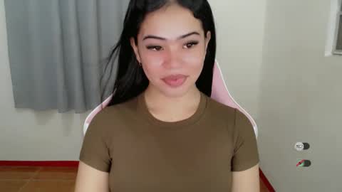 Snapshot of alesha_vibe_me chatting on January 31, 2025, 6:13 am alesha_vibe_me online show from January 31, 2025, 6:13 am