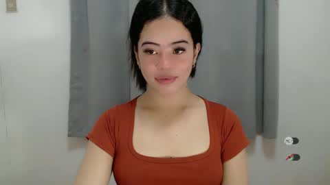 Snapshot of alesha_vibe_me chatting on February 3, 2025, 7:51 am alesha_vibe_me online show from February 3, 2025, 7:51 am
