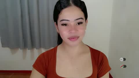 Snapshot of alesha_vibe_me chatting on February 4, 2025, 7:51 am alesha_vibe_me online show from February 4, 2025, 7:51 am