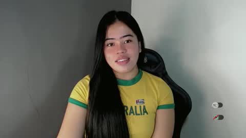 alesha_vibe_me online show from February 4, 2026, 1:17 pm