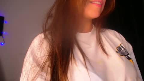 QUEEN OFF MILk  IM BACK  15 NOV online show from January 15, 2025, 12:51 am