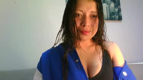 QUEEN OFF MILk  IM BACK  15 NOV online show from November 6, 2025, 12:11 am