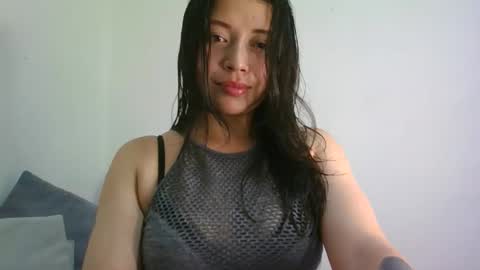 Snapshot of aleska_dollx chatting on May 5, 2026, 1:02 am QUEEN OFF MILk IM BACK 15 NOV online show from May 5, 2026, 1:02 am