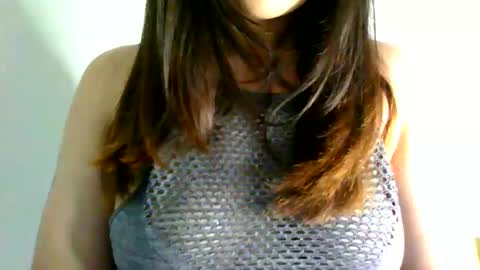 Snapshot of aleska_dollx chatting on May 21, 2026, 9:33 pm QUEEN OFF MILk IM BACK 15 NOV online show from May 21, 2026, 9:33 pm