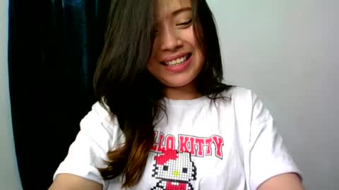 QUEEN OFF MILk  IM BACK  15 NOV online show from July 10, 2026, 8:11 pm