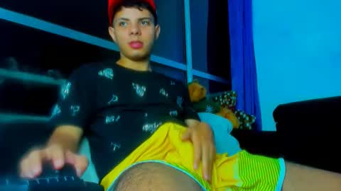 Snapshot of alessandro__777 chatting on December 5, 2025, 6:44 am Alessandro online show from December 5, 2025, 6:44 am