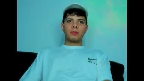 Snapshot of alessandro__777 chatting on February 17, 2026, 6:32 am Alessandro online show from February 17, 2026, 6:32 am