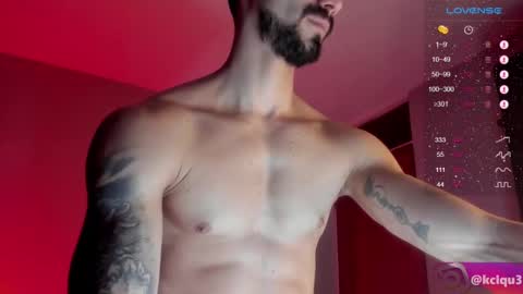 Kciqu3  Independent model online show from March 2, 2025, 9:43 pm