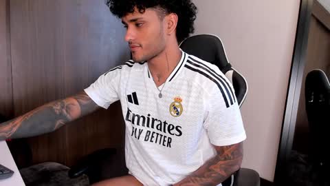 Alessandro Vanni online show from January 12, 2025, 4:08 pm