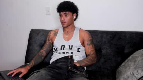 Alessandro Vanni online show from February 20, 2025, 2:51 am