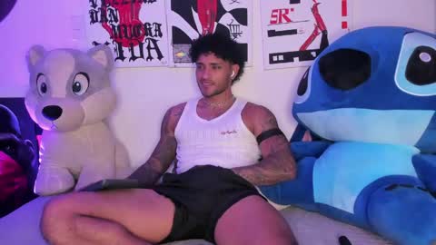 Snapshot of alessandro_vanni chatting on April 30, 2026, 3:46 am Alessandro Vanni online show from April 30, 2026, 3:46 am