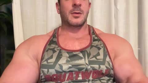 Alessandrobuilder online show from September 10, 2025, 9:04 pm