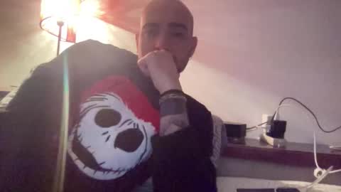 Snapshot of alessandromori91 chatting on December 17, 2025, 7:03 am alessandromori91 online show from December 17, 2025, 7:03 am