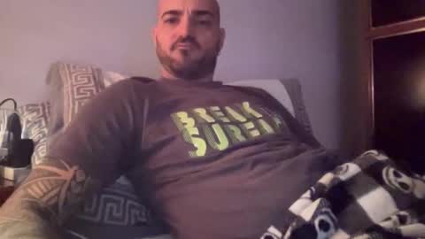 Snapshot of alessandromori91 chatting on December 21, 2025, 1:24 am alessandromori91 online show from December 21, 2025, 1:24 am