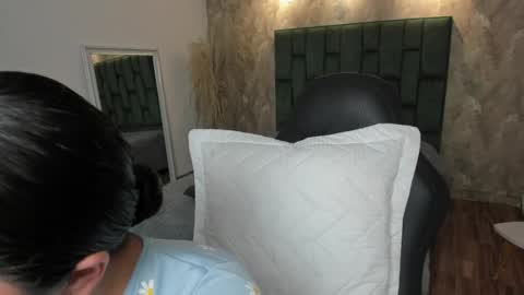 Snapshot of alessia_storm_ chatting on April 14, 2026, 3:07 pm Alessia online show from April 14, 2026, 3:07 pm