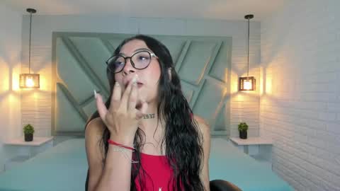 Snapshot of alessia_storm_ chatting on May 10, 2026, 4:28 am Alessia online show from May 10, 2026, 4:28 am