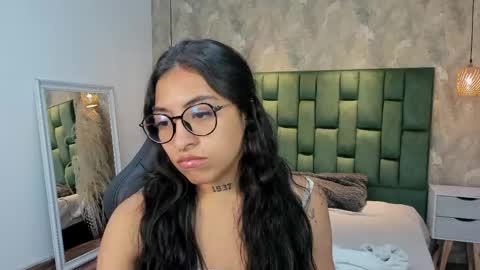 Snapshot of alessia_storm_ chatting on May 12, 2026, 3:25 am Alessia online show from May 12, 2026, 3:25 am