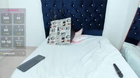 Snapshot of alessiakaunn chatting on November 12, 2025, 11:25 pm Alison online show from November 12, 2025, 11:25 pm