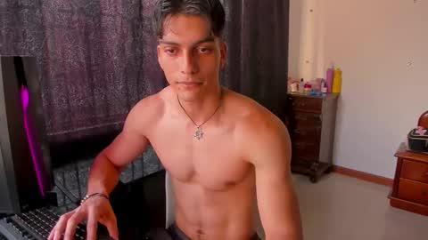 alessio Vale online show from March 26, 2026, 10:04 pm