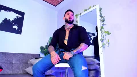 Snapshot of alessrose22 chatting on February 4, 2026, 8:36 pm Aless Rose online show from February 4, 2026, 8:36 pm