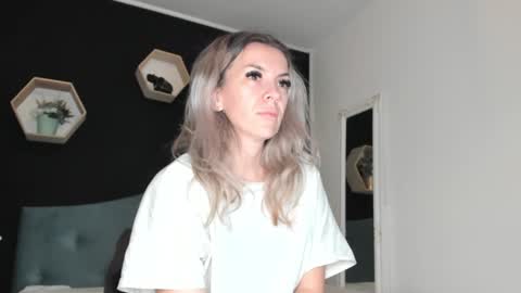 alesys69 online show from December 30, 2024, 12:00 am