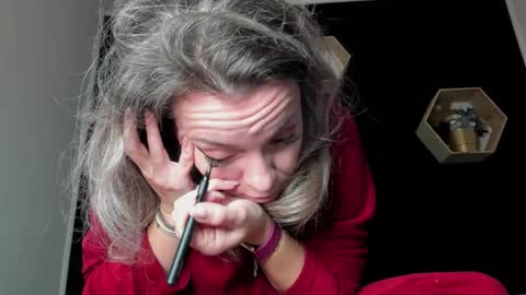 alesys69 online show from October 27, 2025, 11:52 pm